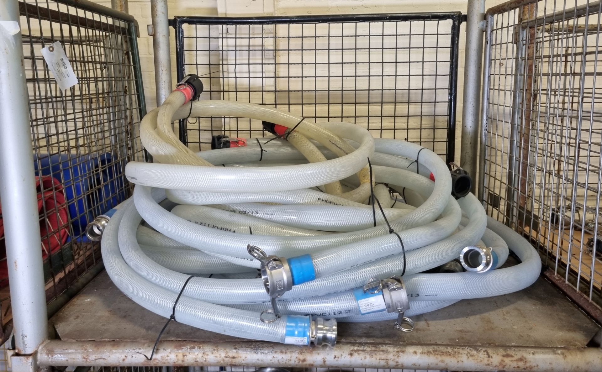 7x Flexible heavy duty hoses with couplings