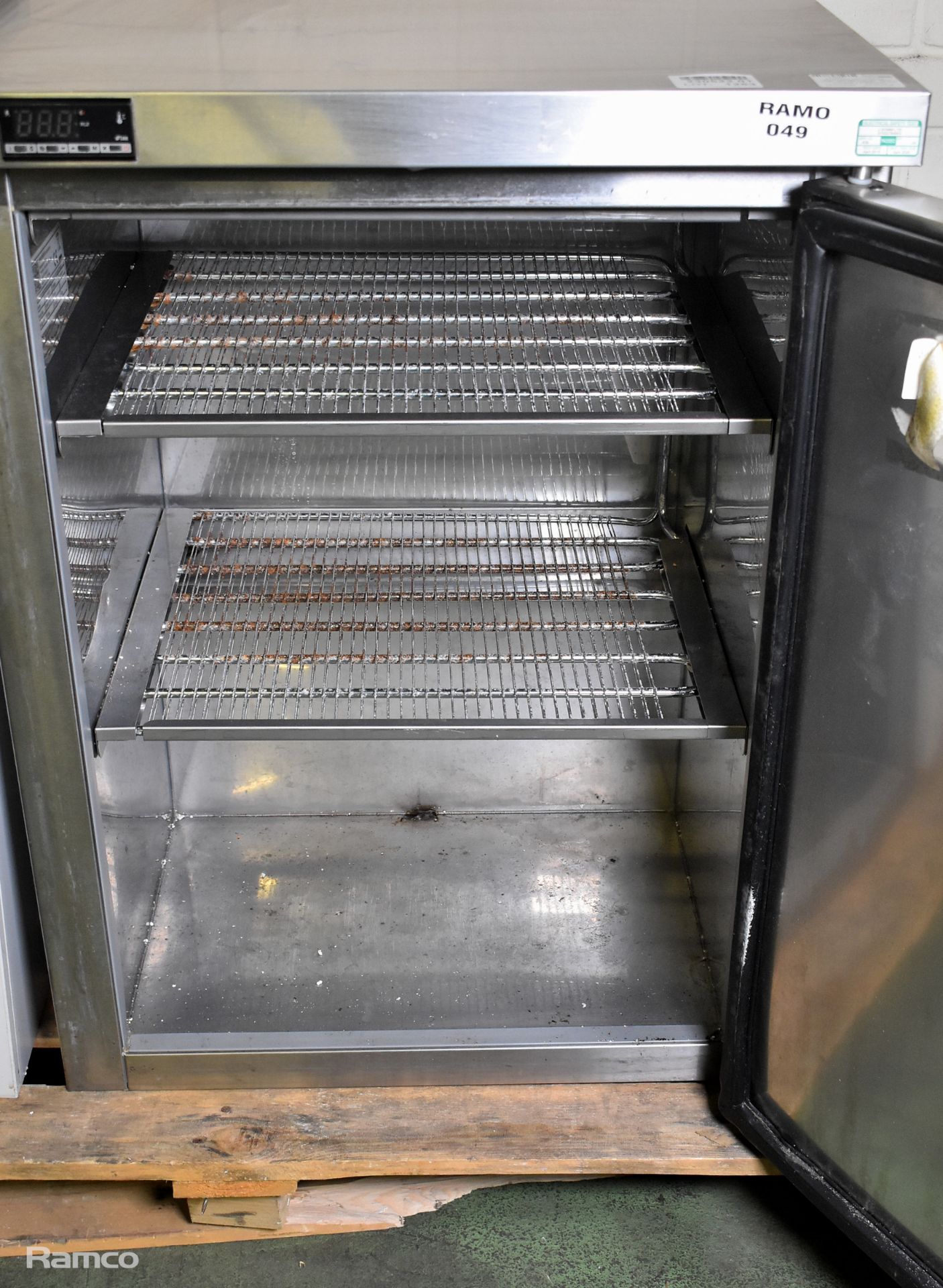 Precision LPU 150 SS stainless steel single door under counter freezer - W 600 x D 620 x H 820mm - Image 3 of 6