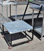 Kitchen trolley - L63 x W80 x H100cm