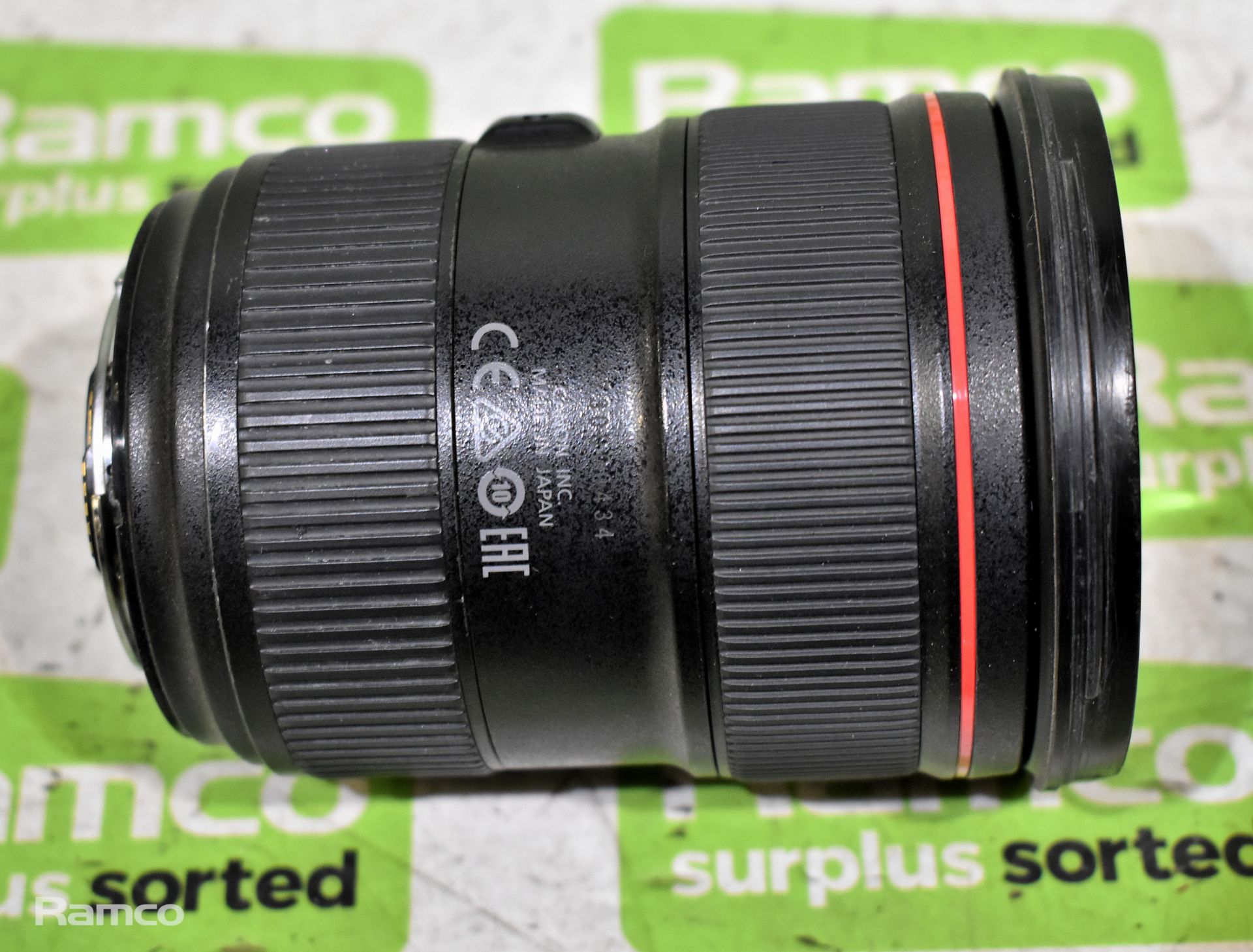 Canon Zoom lens EF 24-70mm F/2.8 L ii USM lens with Canon EW-88C hood - Image 4 of 7