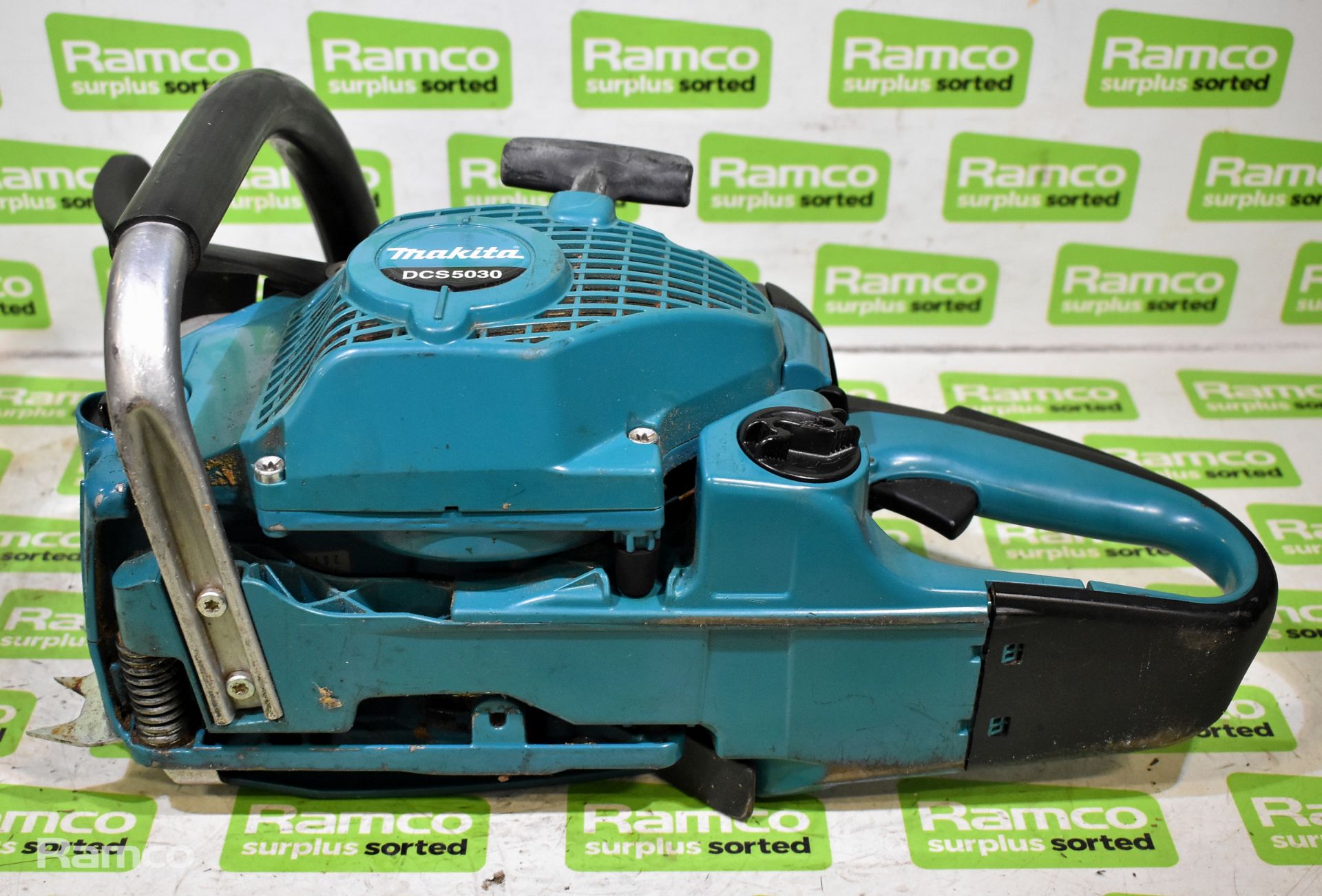 Makita DCS5030 50cc petrol chainsaw - BODY ONLY - Bild 5 aus 5