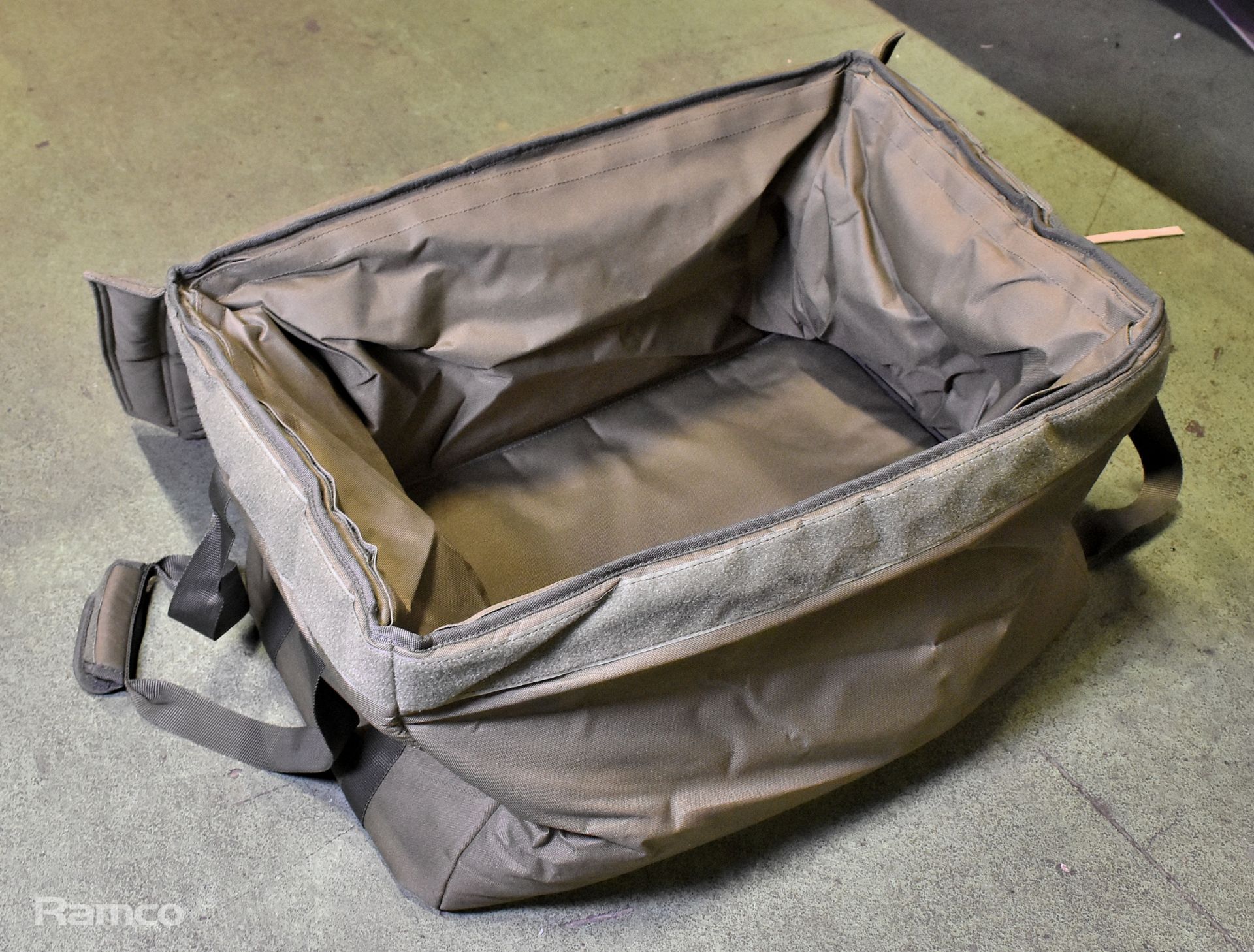 Thermal carry bag - L 70 x W 44 x H 42cm - Image 5 of 5