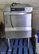 Winterhalter UC-M dishwasher / glasswasher on stand - W 600 x D 600 x H 725mm