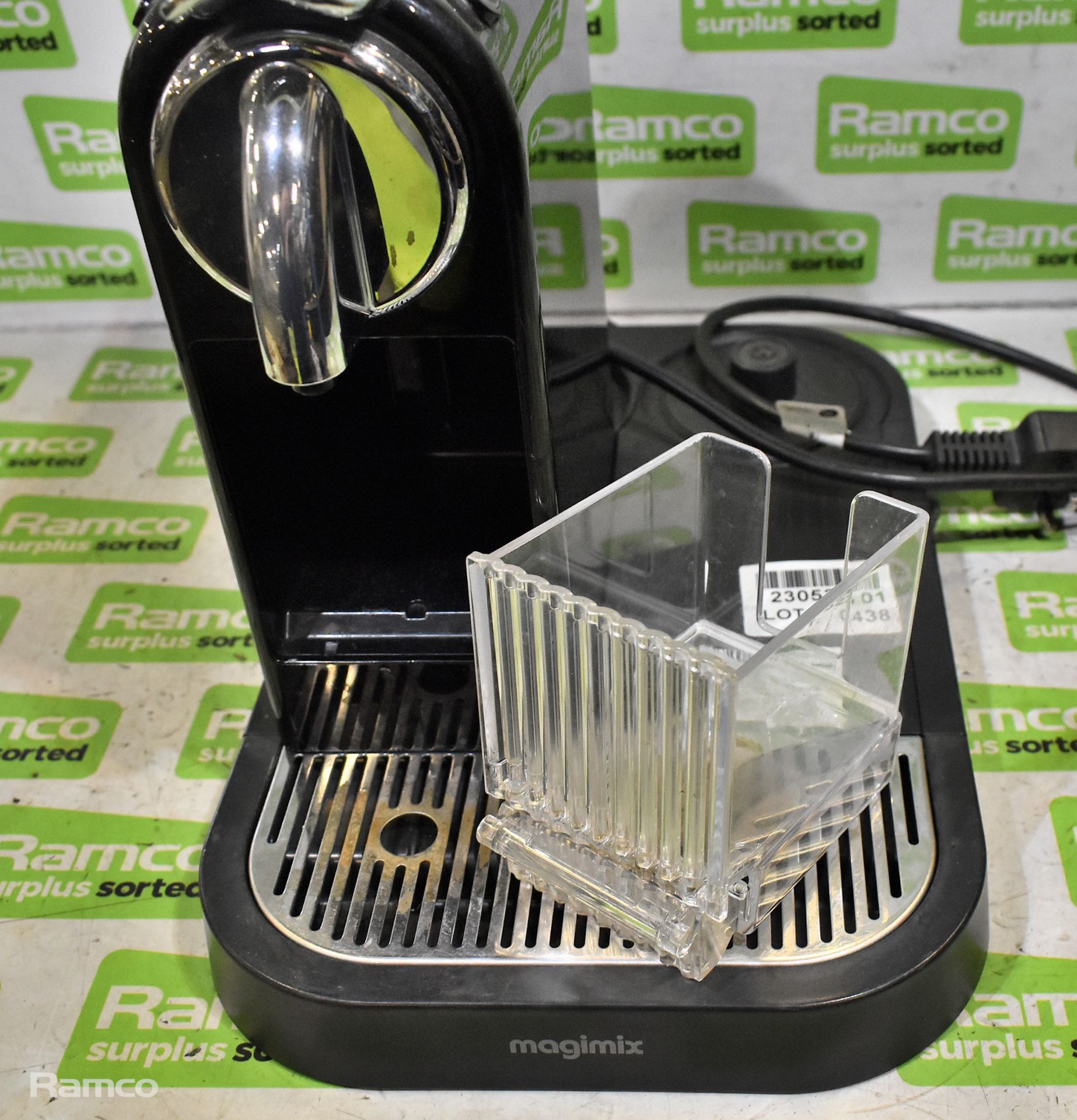 Magimix M190 Milk nespresso coffee machine - NO MILK FROTHER OR WATER TANK - Image 3 of 5