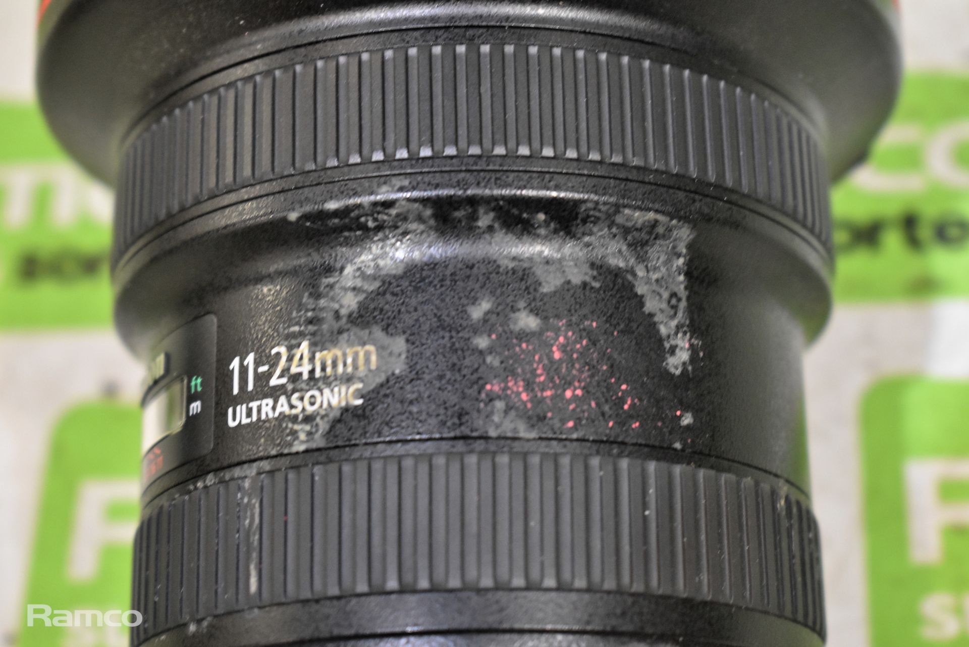 Canon Zoom lens - EF 11-24mm 1:4 L USM ultrasonic - fisheye - Image 7 of 8