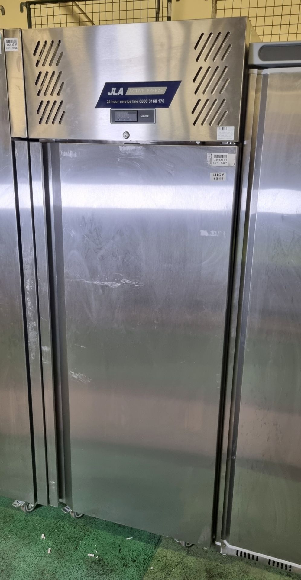 JLA LJ1SA HC - JLA - R2 upright stainless steel single door freezer - 468 ltr - W 730 x D 830 - Image 2 of 4