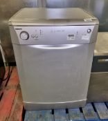 Beko DL 1243APS dishwasher - 230V - W 600 x D 600 x H 850 mm