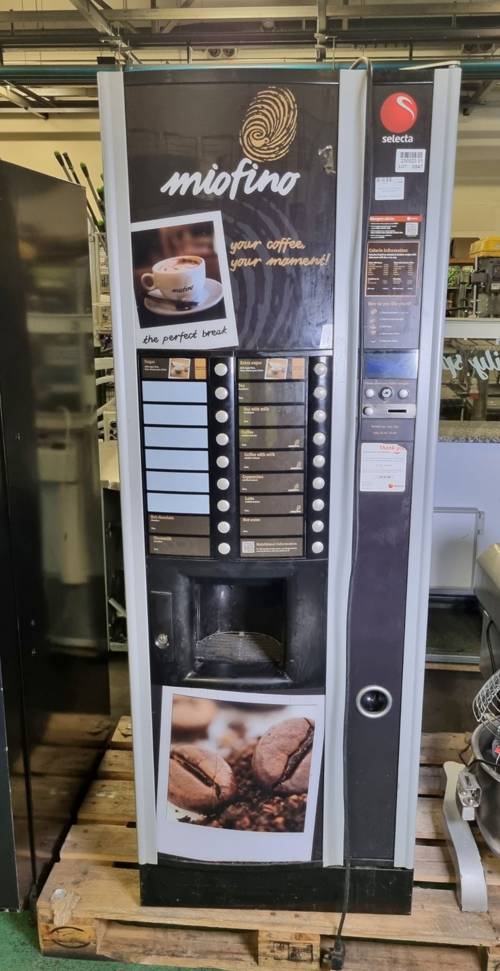 Selecta instant hot drinks vending machine - NO KEYS