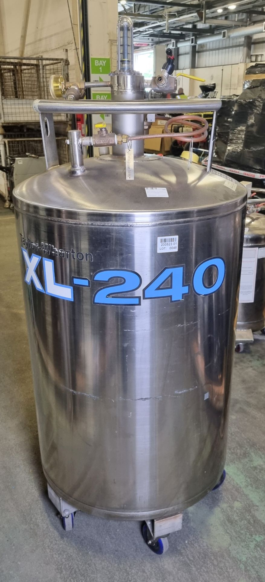 Taylor Wharton XL240PB LN2 laboratory cylinder - 240 ltr - 0.8 bar