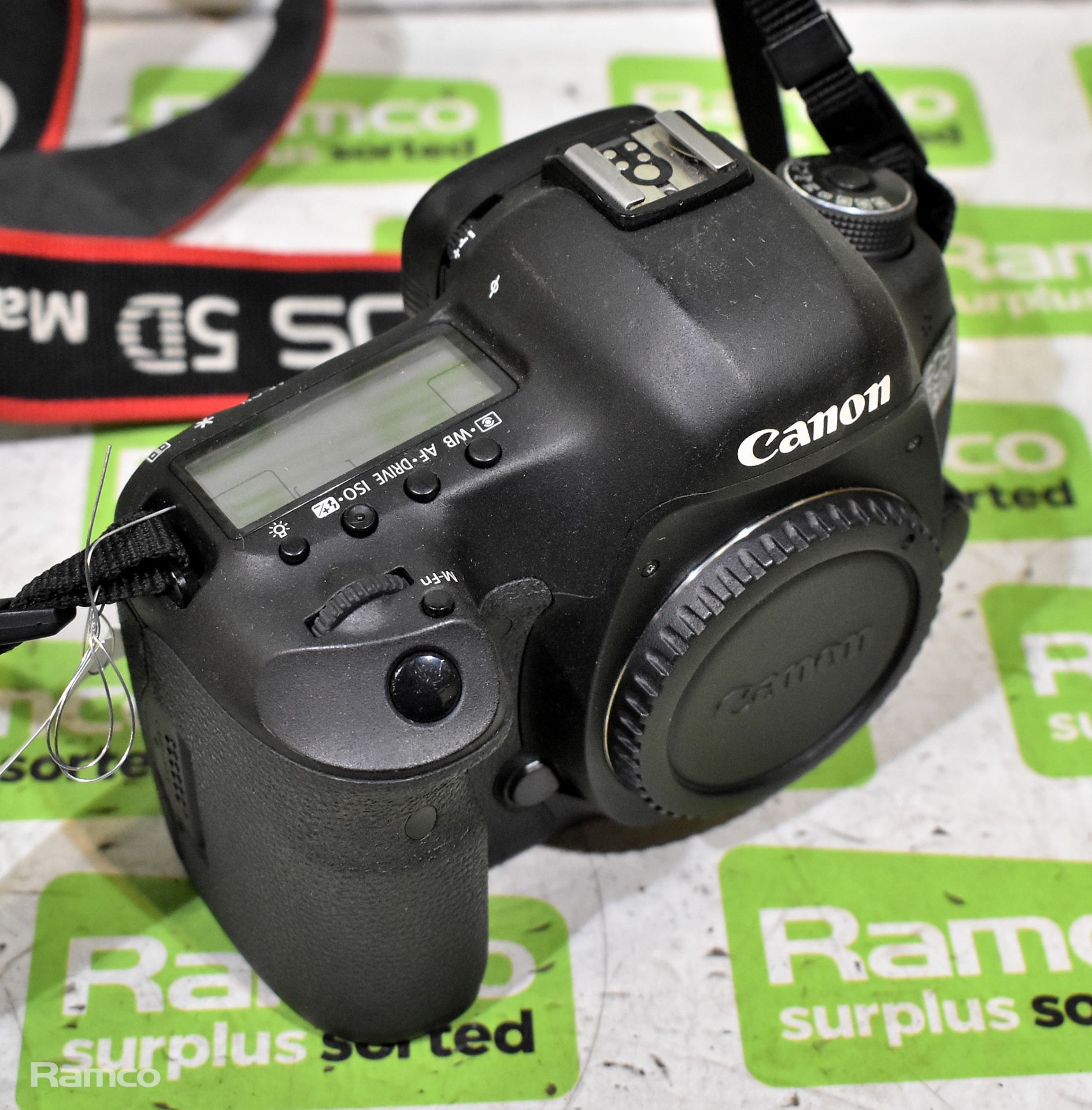 Canon EOS 5D Mark lll DSLR camera (no battery) - Image 4 of 9