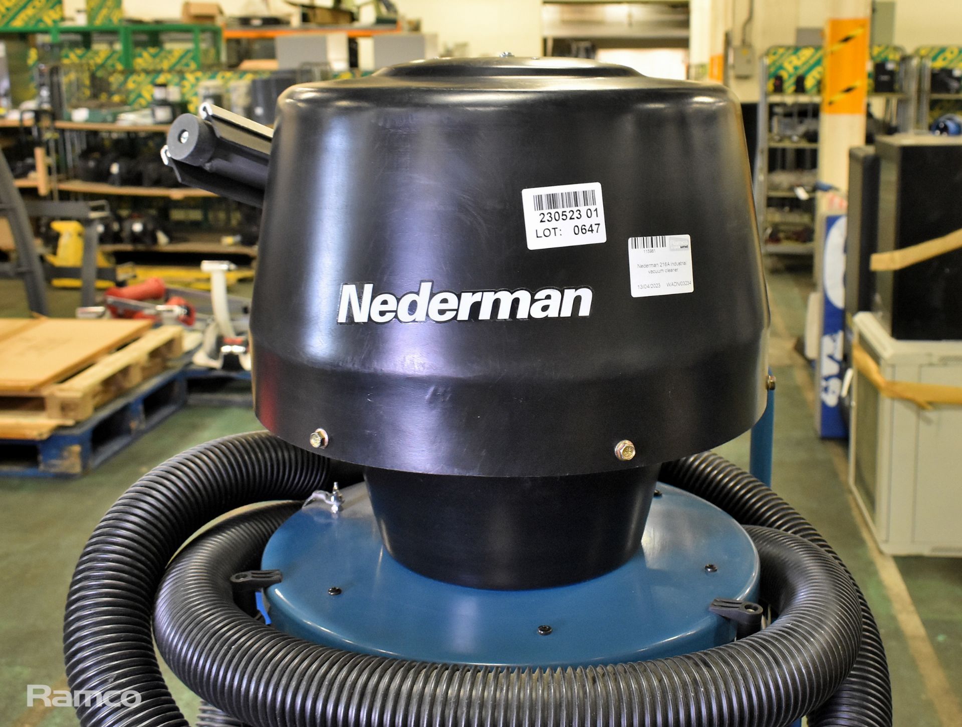 Nederman 216A industrial mobile vacuum cleaner - 8 bar - Image 2 of 6