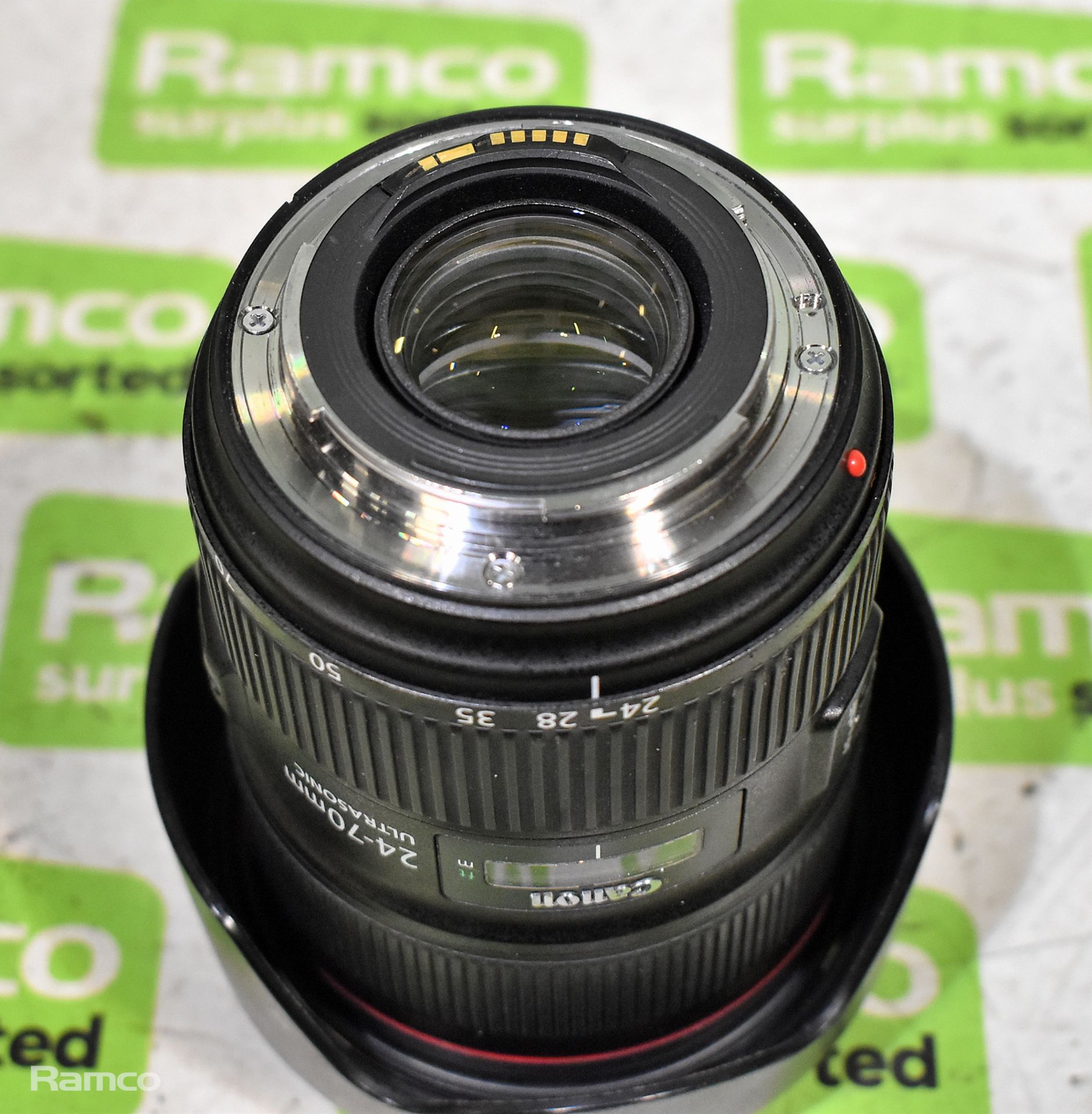 Canon EF 24-70mm F/2.8L ii USM lens - with box - Image 8 of 10