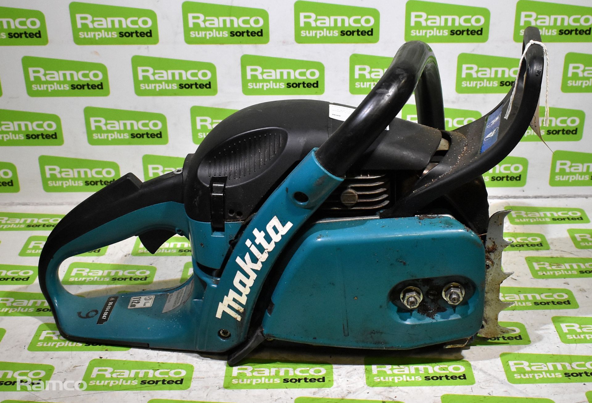 Makita DCS5030 50cc petrol chainsaw - BODY ONLY - Image 4 of 6