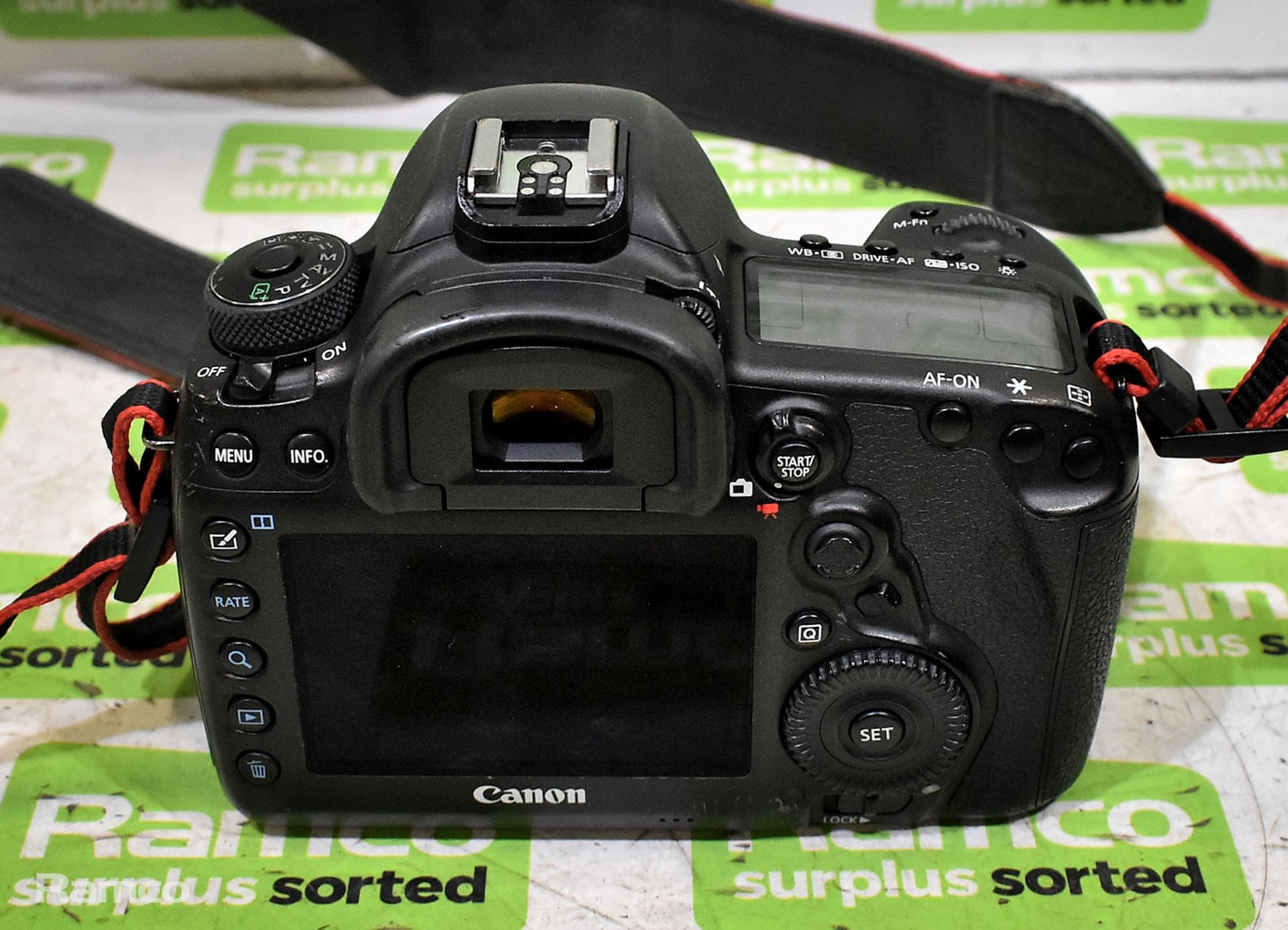 Canon EOS 5D Mark iV DSLR camera body with box - Bild 5 aus 12