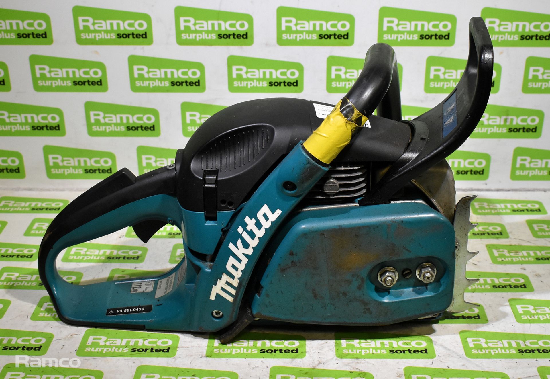 Makita DCS5030 50cc petrol chainsaw - BODY ONLY - Image 4 of 6