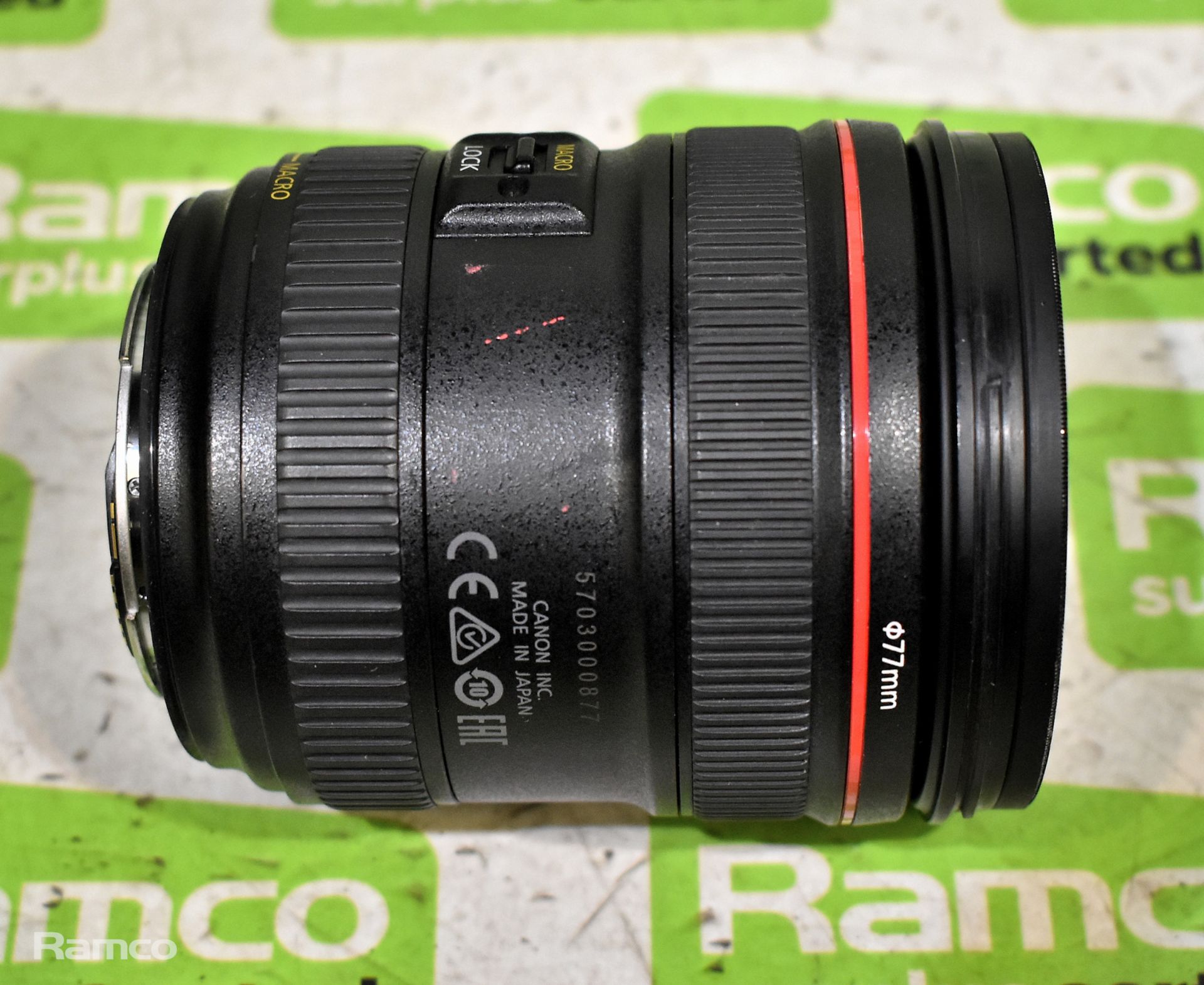 Canon EF 24-70mm F/2.8L ii USM lens - with box - Image 3 of 9