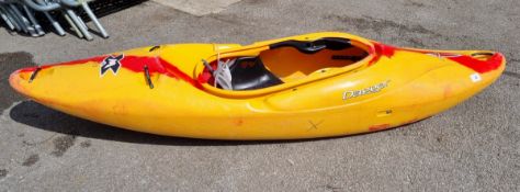 Dagger M 8.0 kayak - orange - L 245 x W 65 x H 40cm