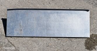 Stainless steel shelf - W 90 x D 30 x H 30cm