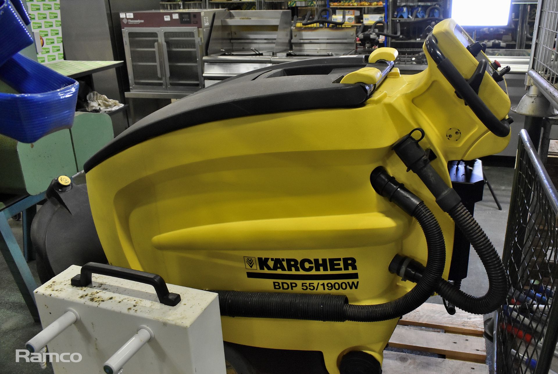 Karcher BDP 55/1900w floor scrubbing machine - Bild 11 aus 13