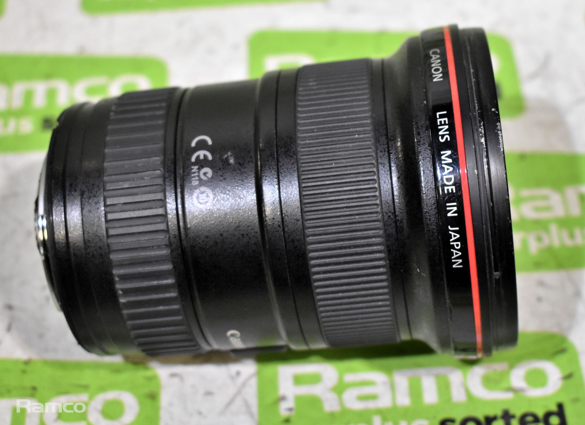 Canon EF 16-35mm F2.8L ii USM lens with box - Image 4 of 9