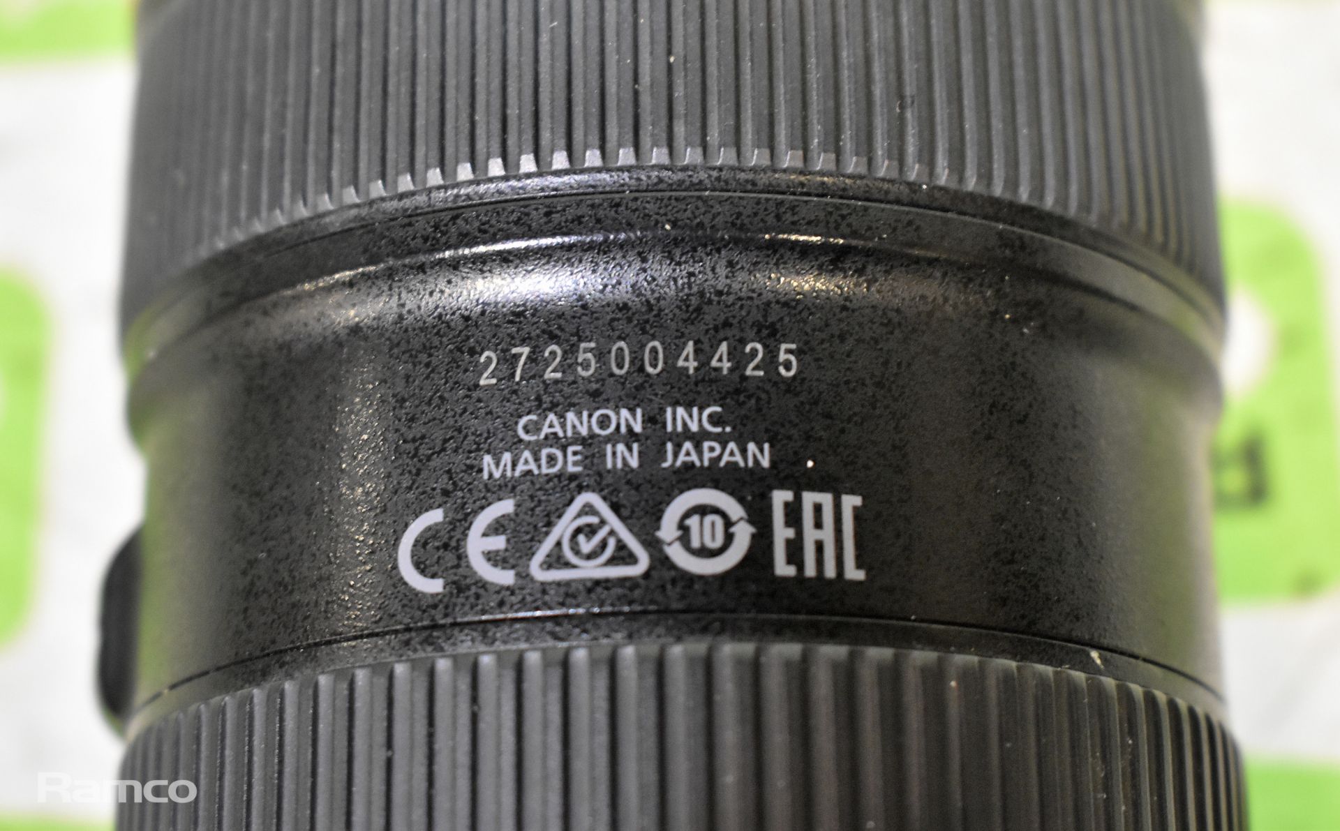 Canon EF 24-70mm F/2.8L ii USM lens - with box - Image 5 of 10