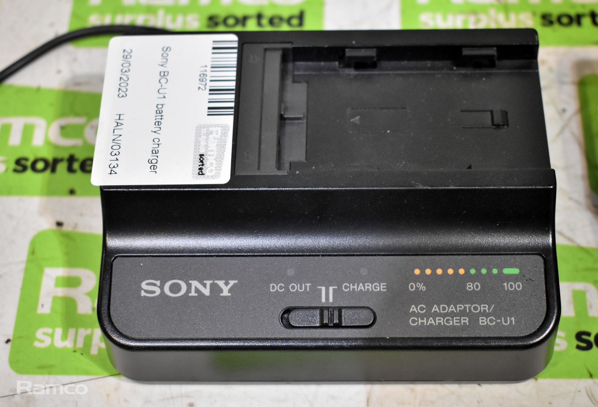 4x Sony BC-U1 battery chargers - Image 2 of 3