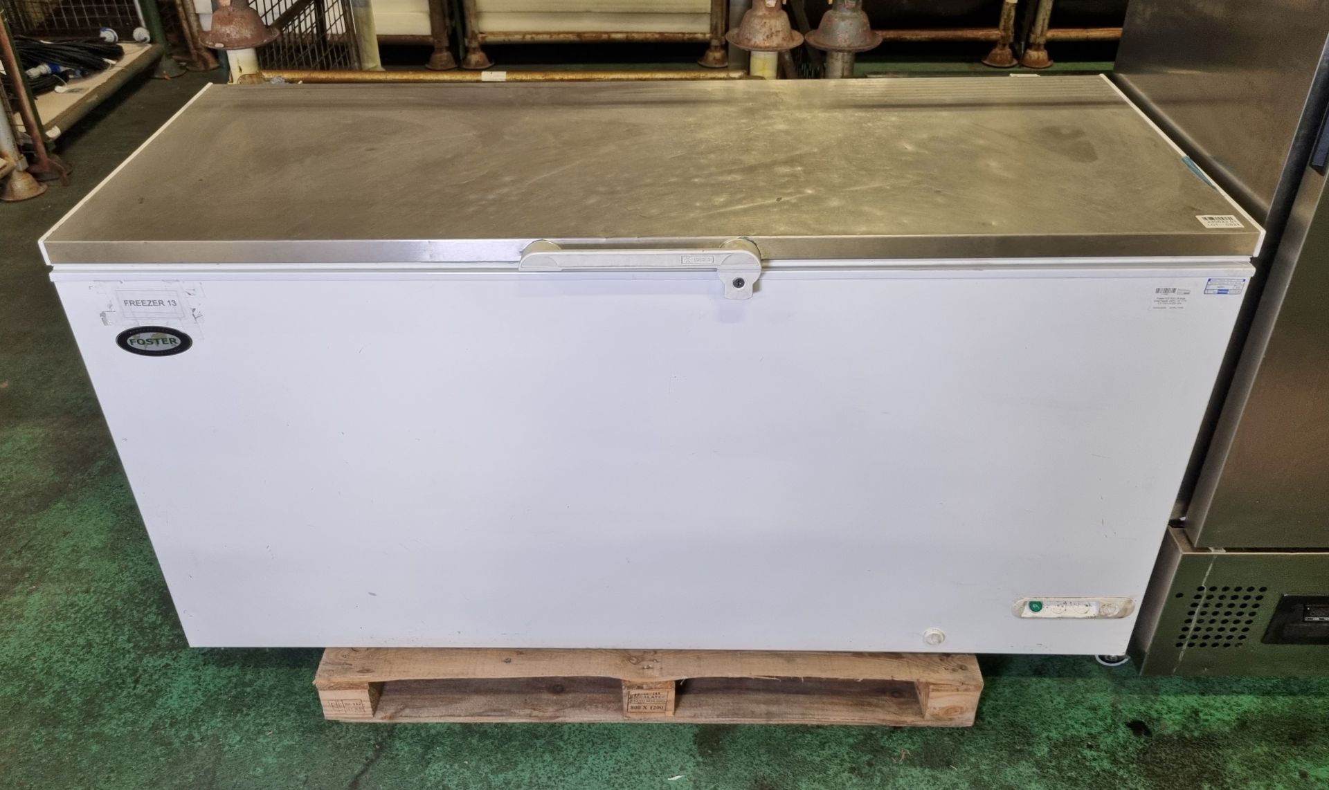 Foster FCF 600 LB large chest freezer 240V - W 1770 x D 730 x H 850 mm - Image 2 of 5