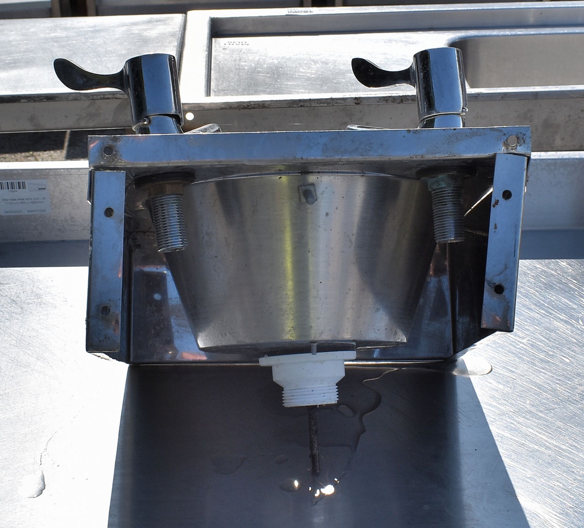 Stainless steel hand basin - W 300 x D 260 x H 280mm - Bild 3 aus 4