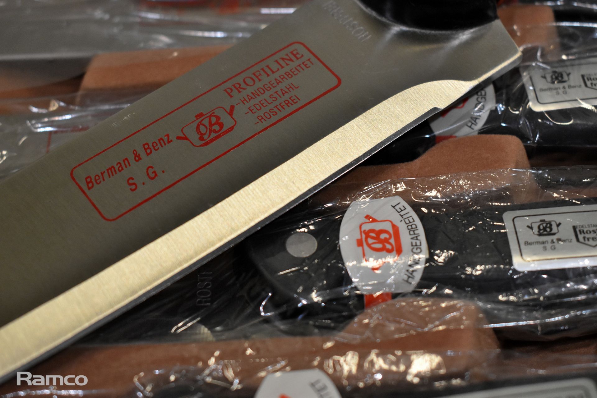 Berman & Benz kitchen knife set, utensil set in brief case - Image 4 of 10