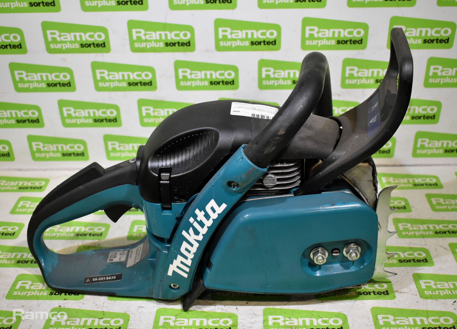 Makita DCS5030 50cc petrol chainsaw - BODY ONLY - Image 3 of 5
