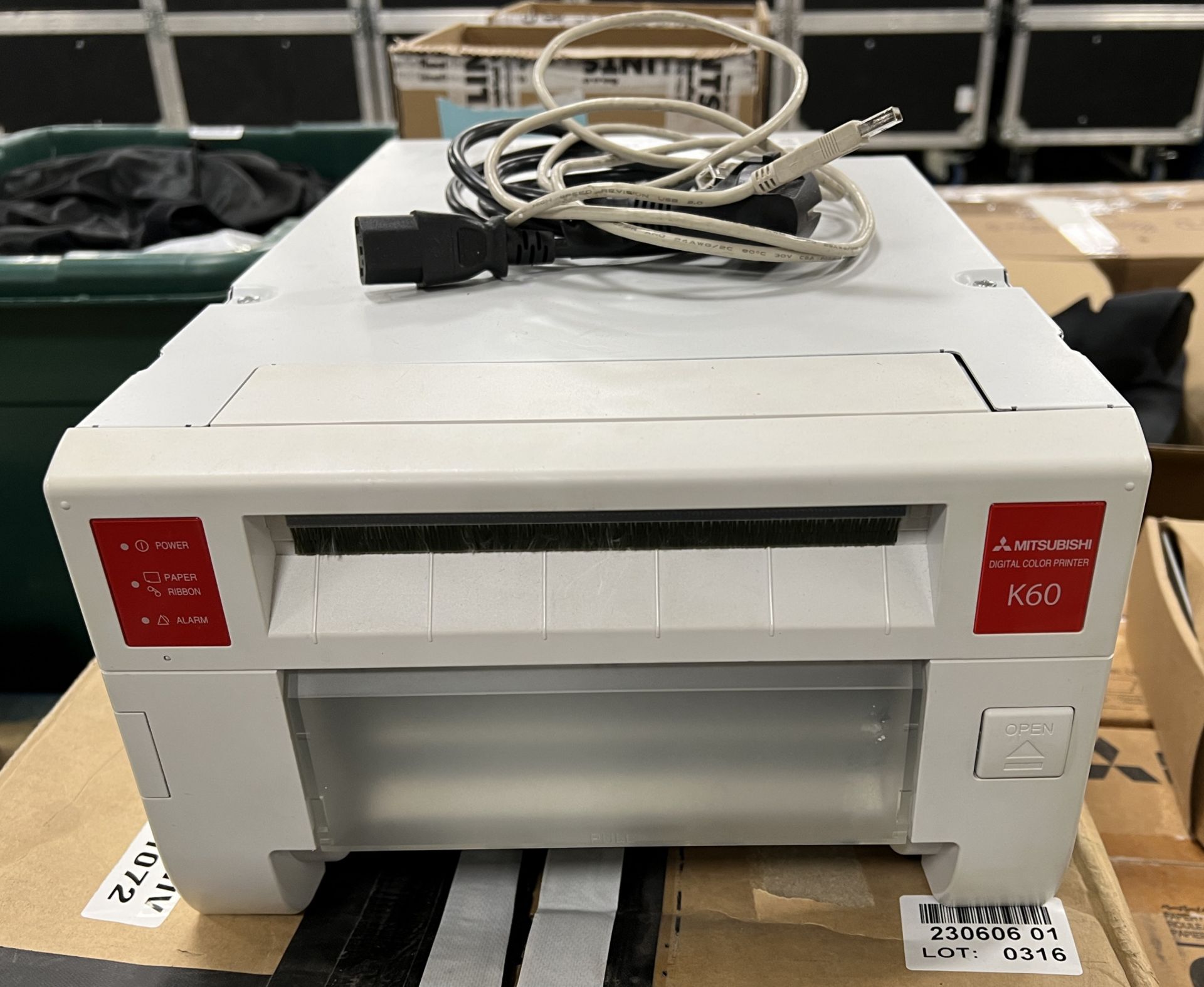 Mitsubishi CP-K60DW-S digital colour printer with 6x Mitsubishi CK-K76R paper and ink ribbon sets - Image 2 of 9