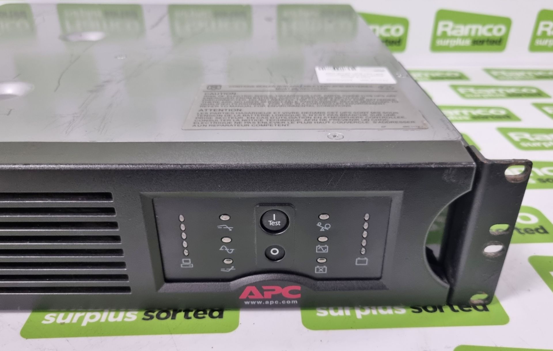 APC Smart-UPS 750 rack mountable uninterruptible power supply - Image 3 of 6