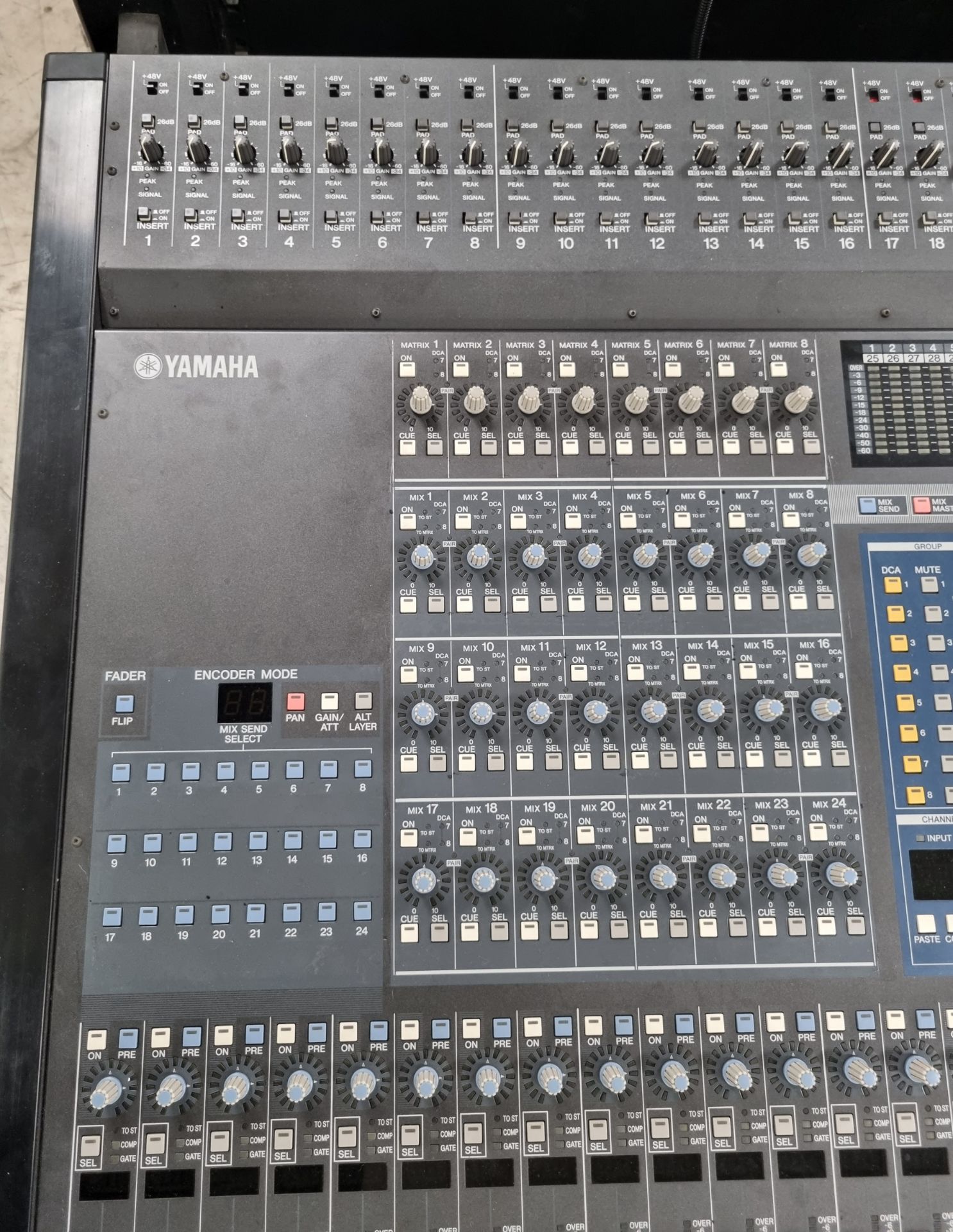 Yamaha PM5D 48 channel digital mixing console ( L 155 x D 125 x H 35cm) with 2 power supplies - Image 3 of 18