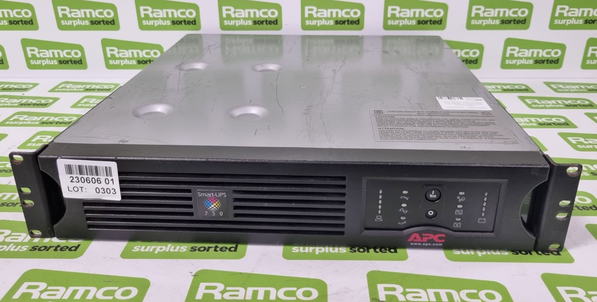 APC Smart-UPS 750 rack mountable uninterruptible power supply
