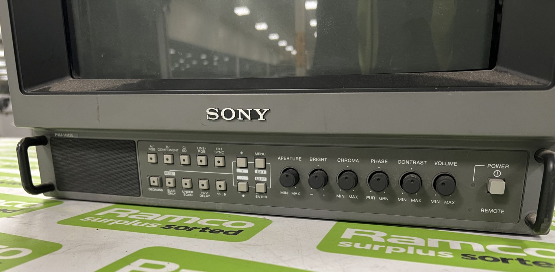 Sony PVM-14M2E Trinitron CRT colour video monitor - Image 3 of 6