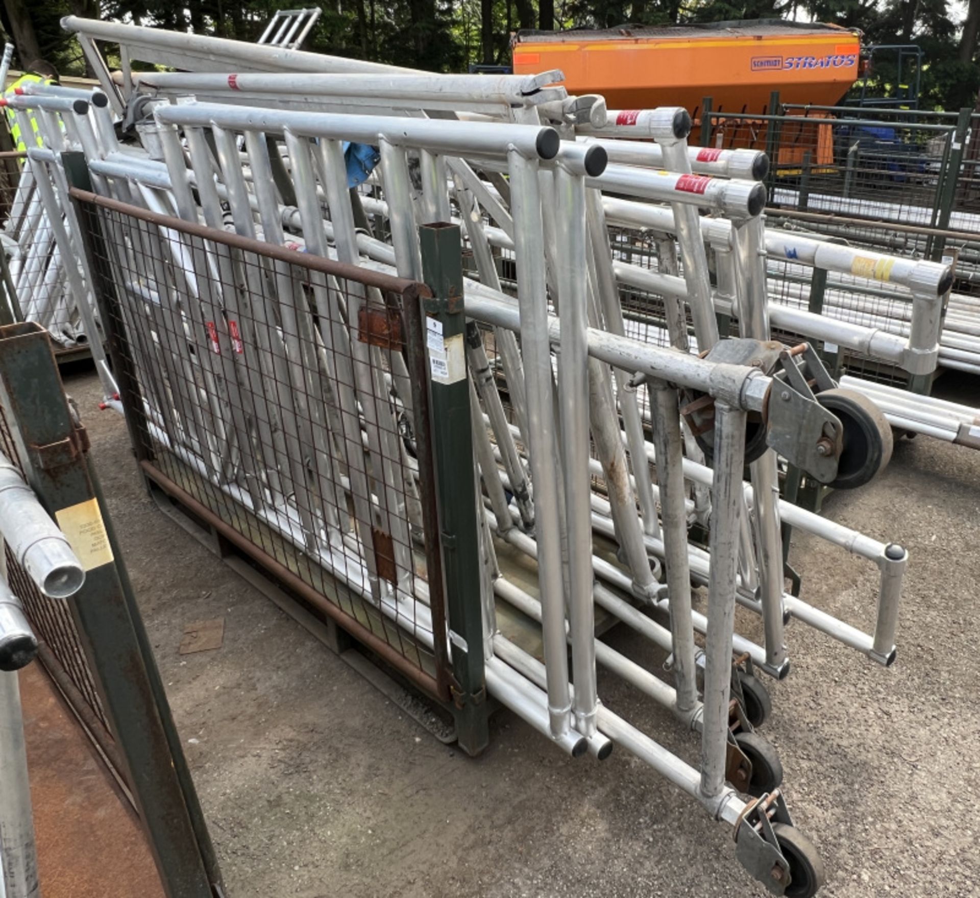 Scaffolding ladder frames mixed sizes - 12 pieces