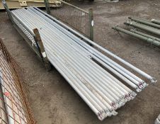 Aluminium scaffolding poles with couplings - L 4500 x W 50 x H 50mm
