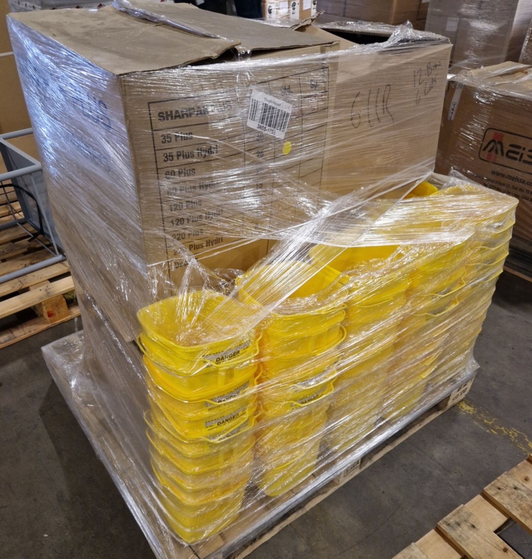 Approx 50 pallet spaces of sharps bins – itemised list in the description with quantities - Bild 12 aus 23