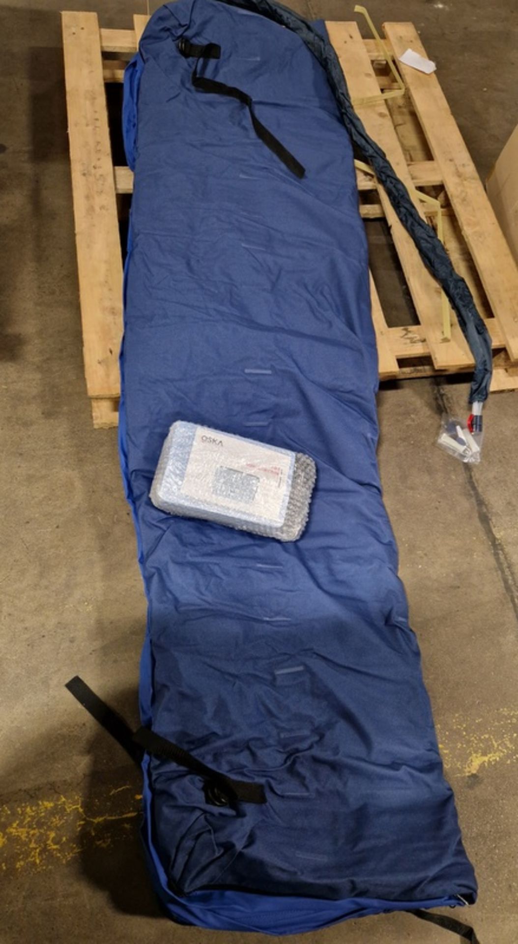 Approx 35 pallet spaces of care mattresses – itemised list in the description with quantities - Image 18 of 37