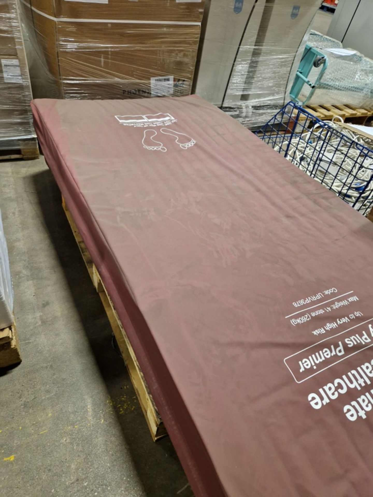 Approx 35 pallet spaces of care mattresses – itemised list in the description with quantities - Image 3 of 37