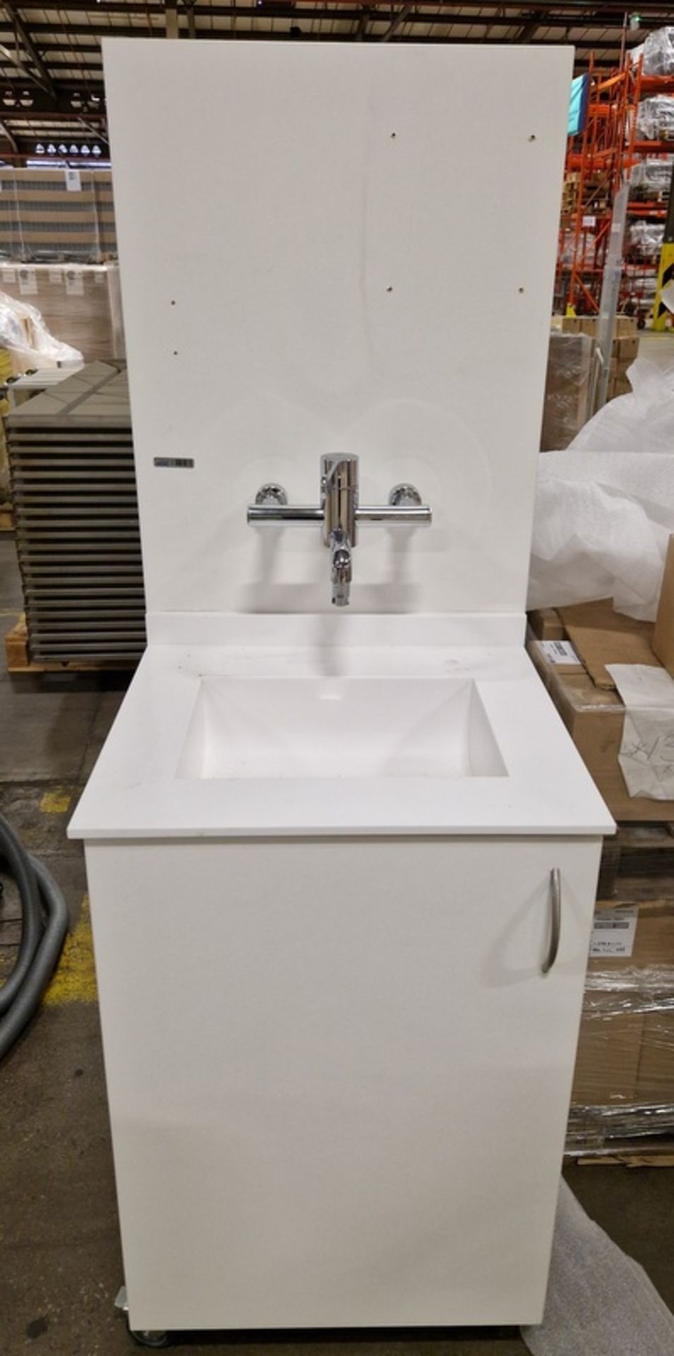 Approx 38 pallet spaces of free standing hand wash stations – itemised list in the description - Image 6 of 16