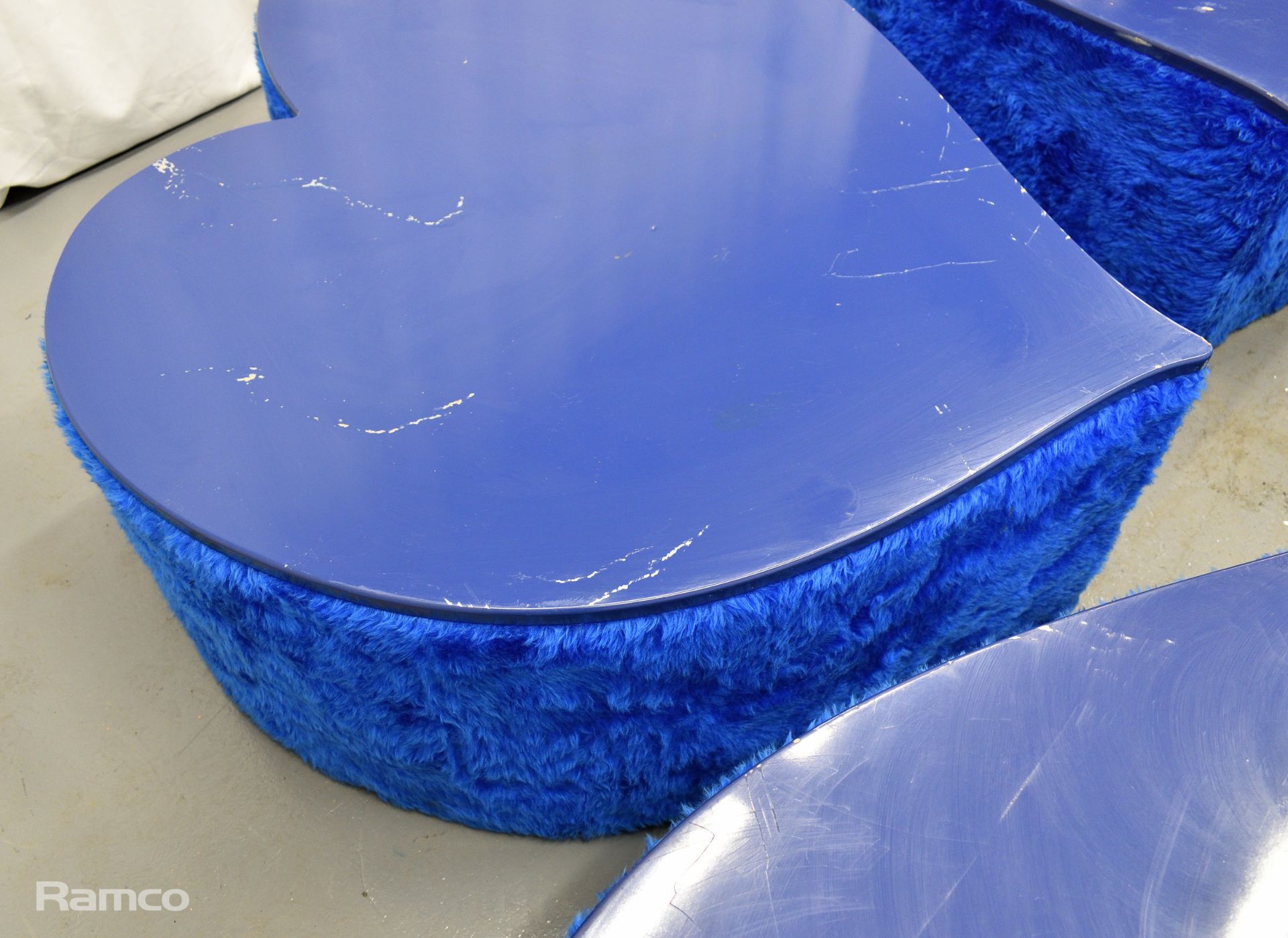 4x Asymmetrical heart shaped blue fur-covered wooden tables from countries' seating area - Image 12 of 16