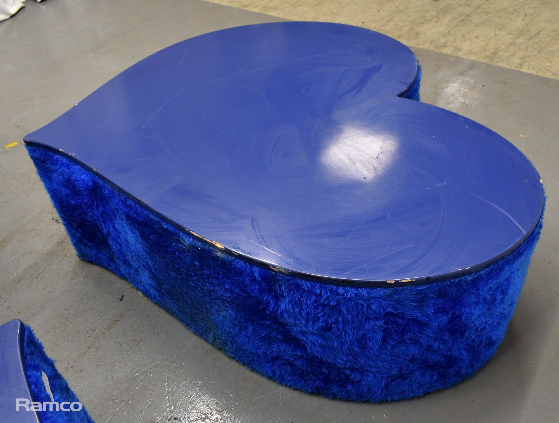 3x Asymmetrical heart shaped blue fur-covered wooden tables from countries' seating area - Image 5 of 13