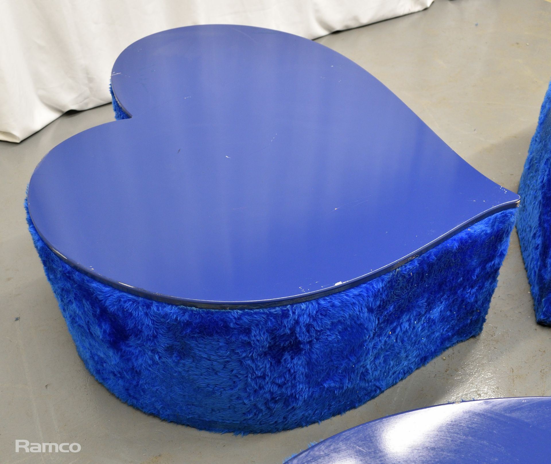 3x Asymmetrical heart shaped blue fur-covered wooden tables from countries' seating area - Image 9 of 14