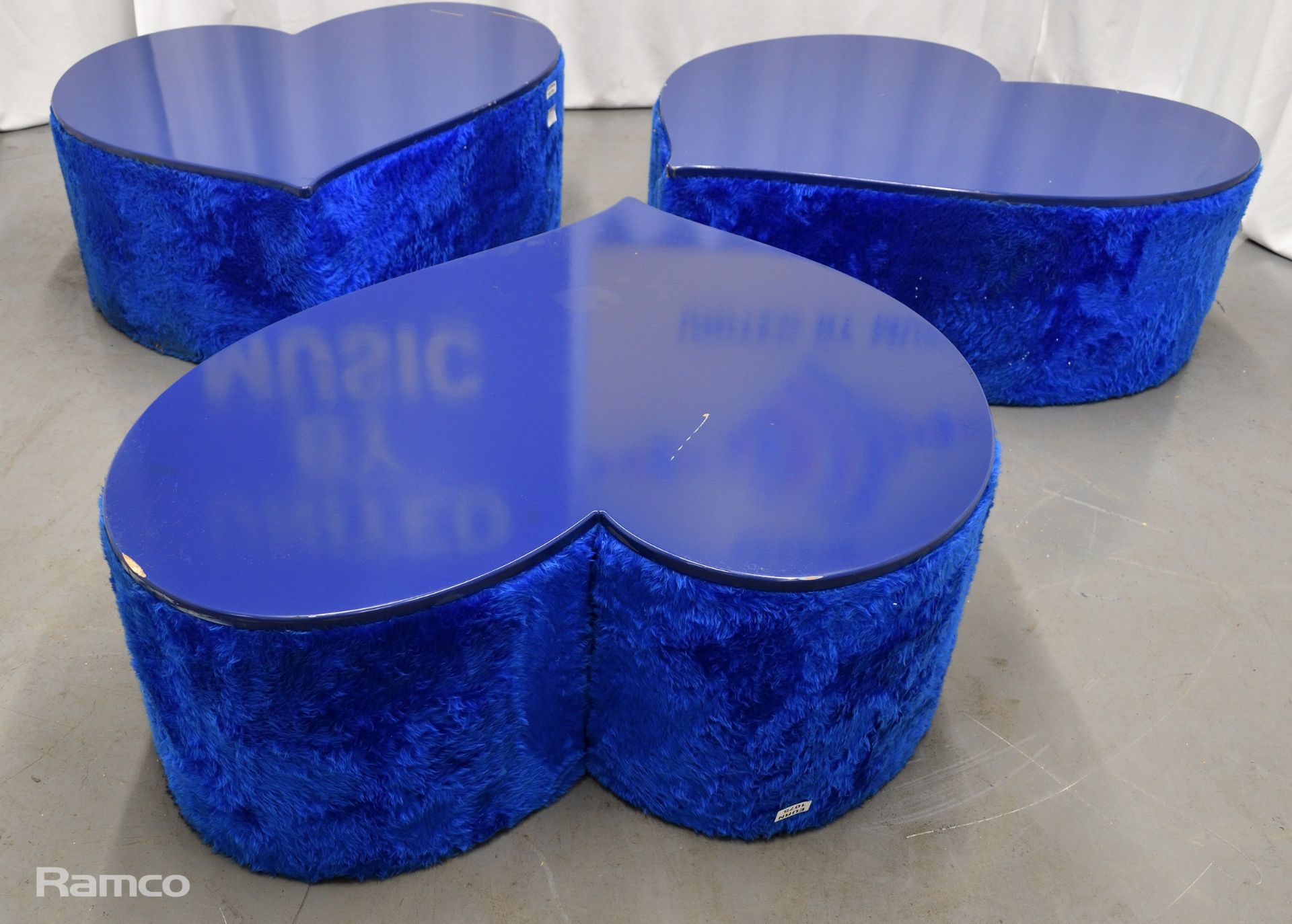 3x Asymmetrical heart shaped blue fur-covered wooden tables from countries' seating area - Image 2 of 14