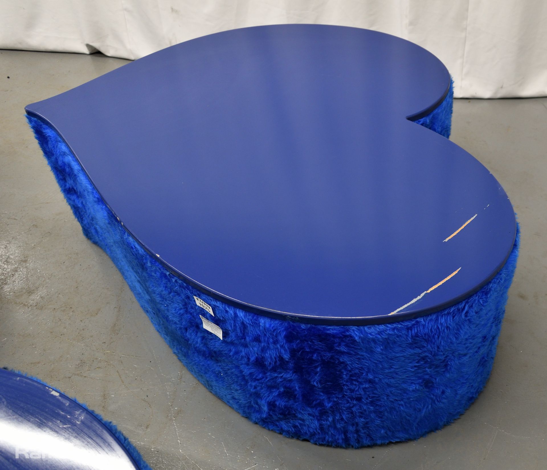 3x Asymmetrical heart shaped blue fur-covered wooden tables from countries' seating area - Image 10 of 14