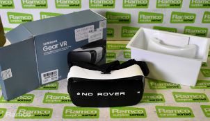 Samsung gear VR virtual reality headset - with box