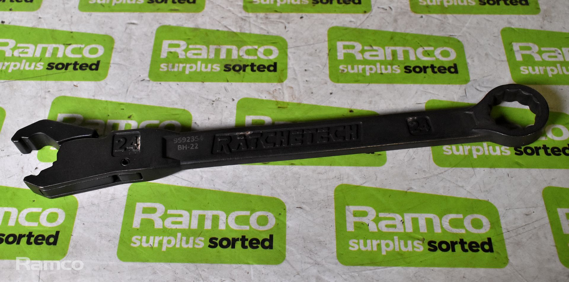 21x Ratchetech metric flex head open end ratchet spanners - 24mm Black - Image 2 of 4