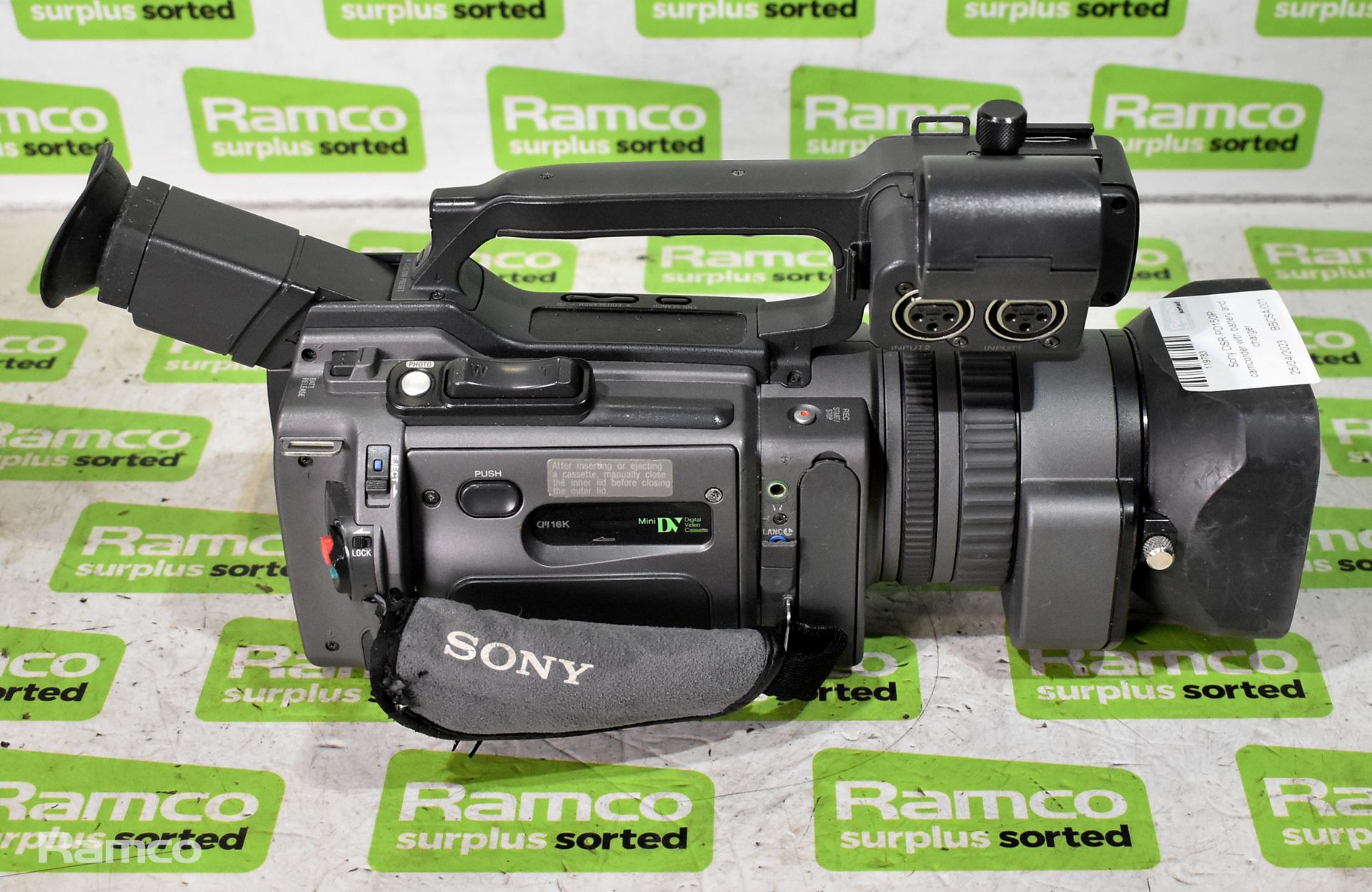 Sony DSR-PD150P camcorder with battery and charger - Bild 2 aus 15