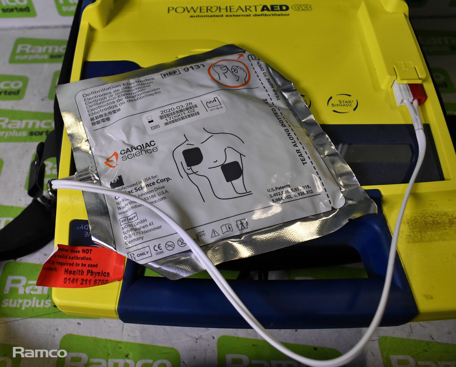 3x Cardiac Science G3 AED defibrillator - in carry case (REQUIRES CALIBRATION) - Image 5 of 15